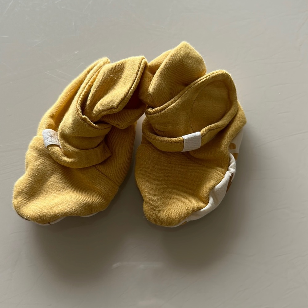 Goumi Boots Infant Baby Booties 0-3 Months